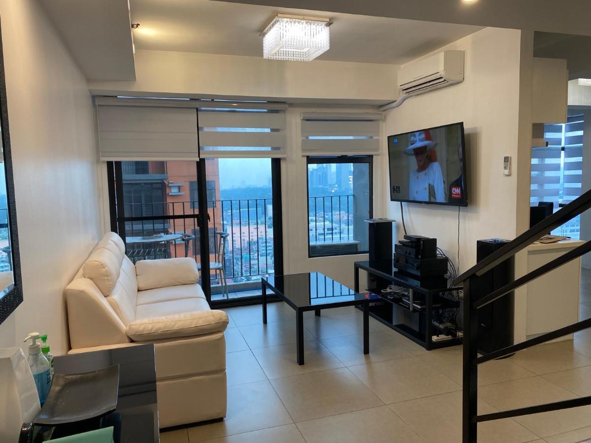 Penthouse Suite At Porto Vita Towers In Cubao Quezon City Manila Exterior foto