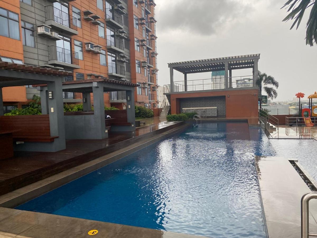 Penthouse Suite At Porto Vita Towers In Cubao Quezon City Manila Exterior foto